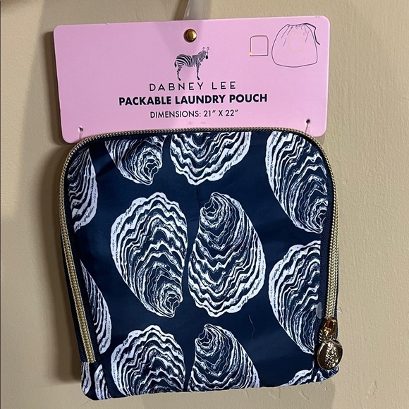 Dabney Lee | Oyster Shell Travel Organizer Set (12 pcs) - Picture 3 of 10